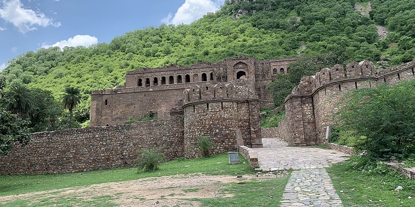 Ajabgarh Fort Rajasthan Travel